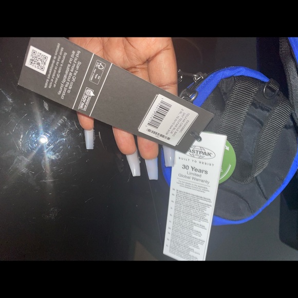 Eastpak X Telfar Painter’s Tape Circle Bag - Picture 5 of 8